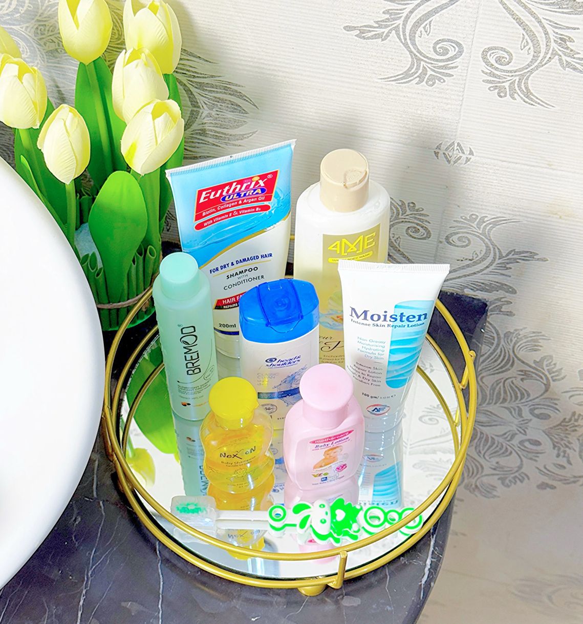Luxury Makeup Organizer Tray For Cosmatics.